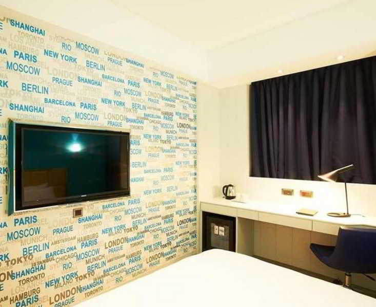 Royal Group Hotel Bo Ai Branch Καοσιούνγκ Εξωτερικό φωτογραφία