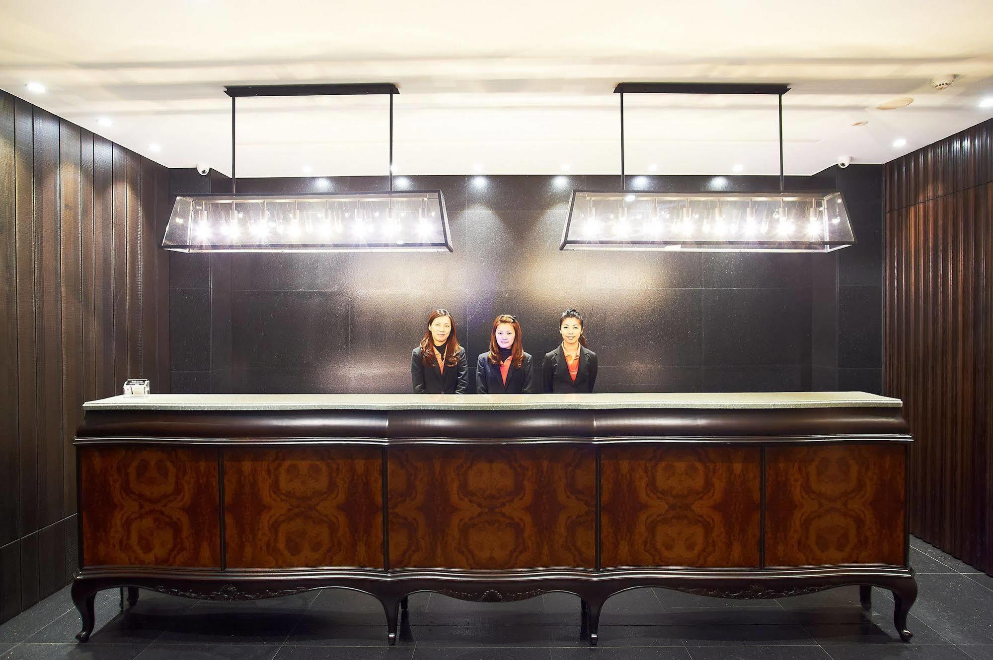 Royal Group Hotel Bo Ai Branch Καοσιούνγκ Εξωτερικό φωτογραφία